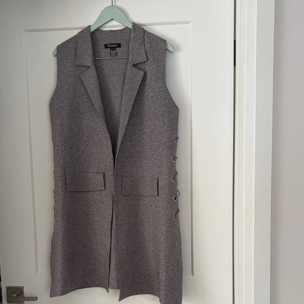 Orange fashion village Sleeveless Vest in Gray